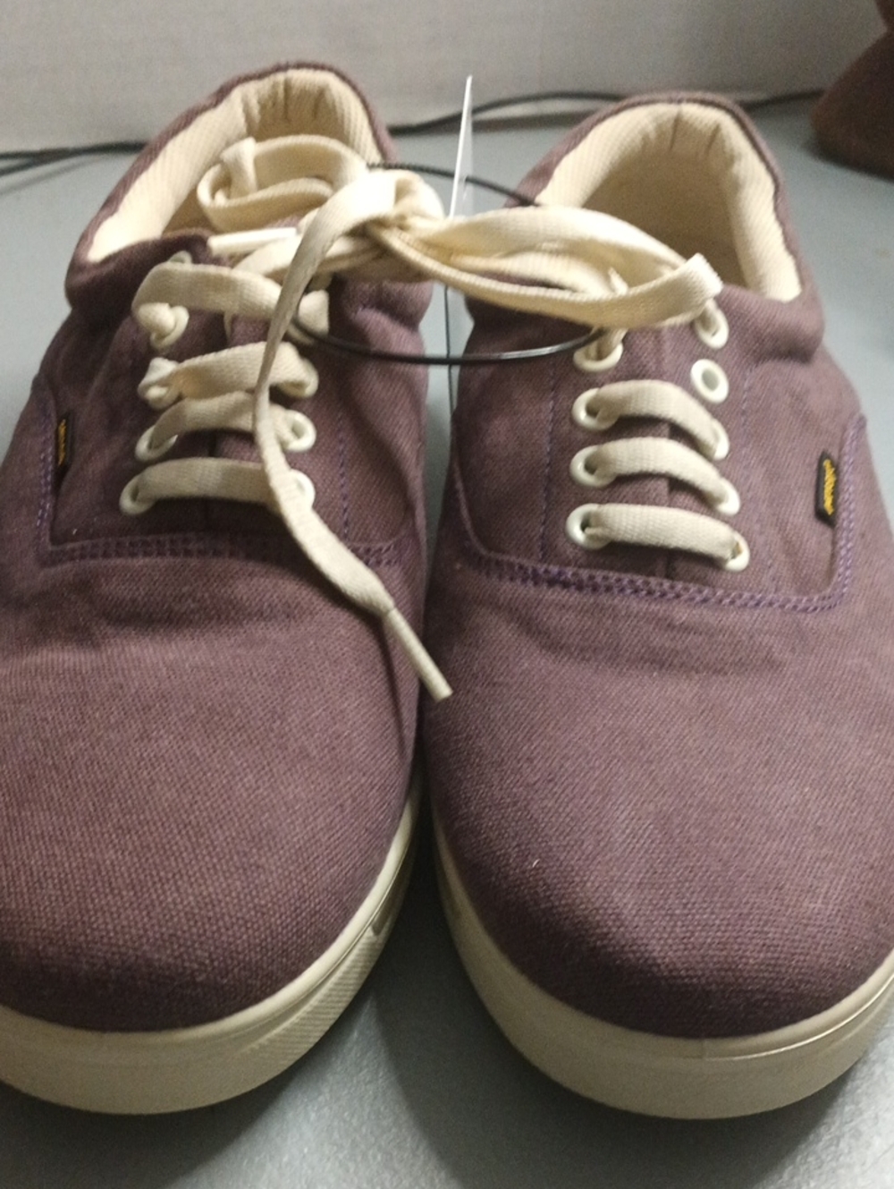 Aerosoft Casual Men’s Canvas Sneakers - Purple with Cream Laces
